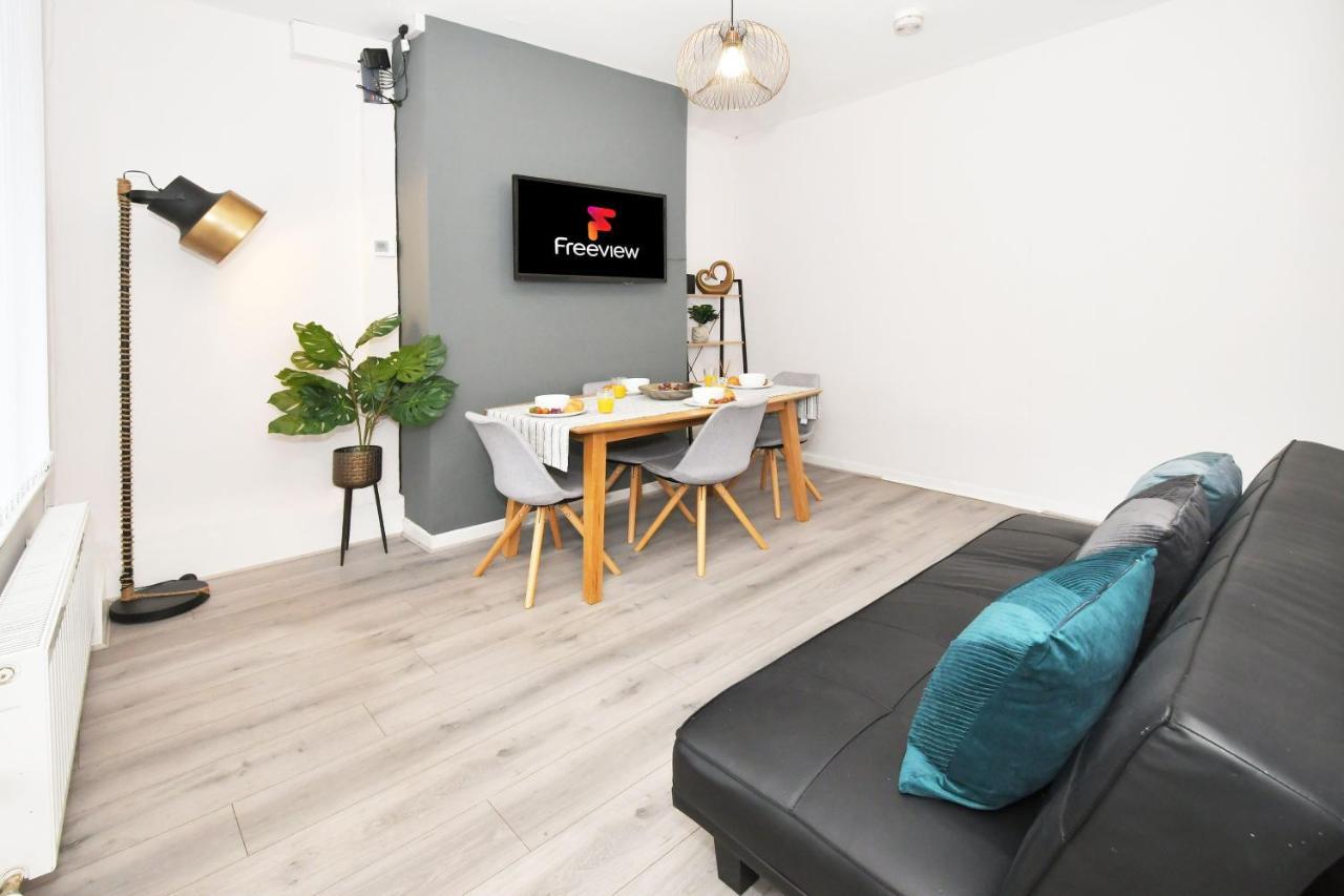 Wistaston House By Yourstays 5 Double Bedrooms And 2 Bathrooms, Great For Groups! Book Now! Крю Екстер'єр фото