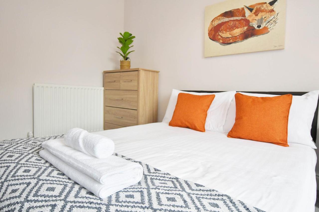 Wistaston House By Yourstays 5 Double Bedrooms And 2 Bathrooms, Great For Groups! Book Now! Крю Екстер'єр фото
